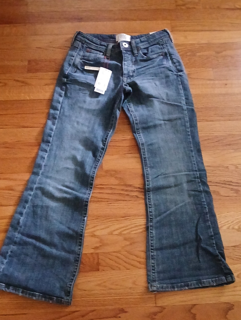 NWT BDG Teo Low-Rise Relaxed  Flare Leg Jeans Oxford Blue ■ Size 27 x 32 - Picture 11 of 15